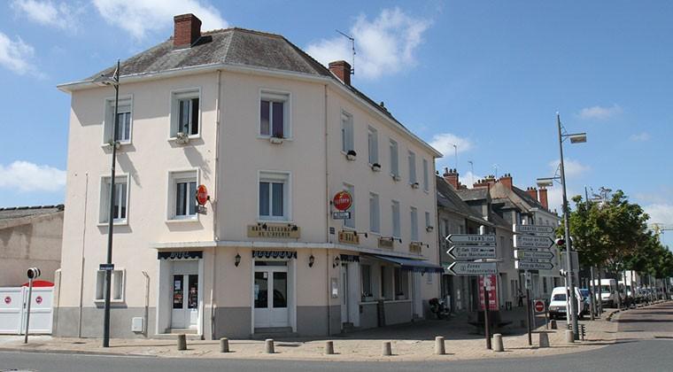 Hotel Restaurant L'Avenir Saint-Pierre-des-Corps Eksteriør billede